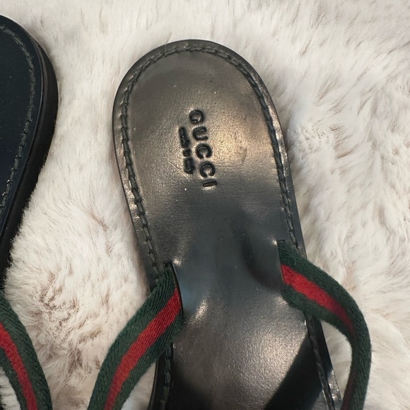 Gucci Black Flip Flops with Red and Green Straps - Picture 2 of 4